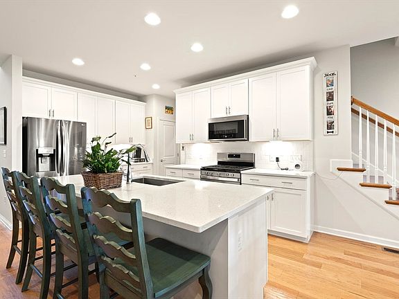 4th image of 133 Brooksmont Dr #43