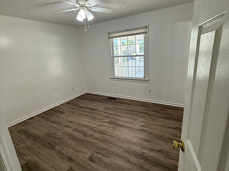 6352 W Donnagail Dr — Photo 8