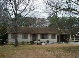 667 Trotter Trl, Lawrenceville, GA 30045