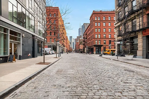 Rented by Brown Harris Stevens | media 14