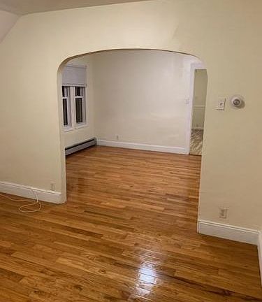 4th image of 836 Atwells Ave Floor 1