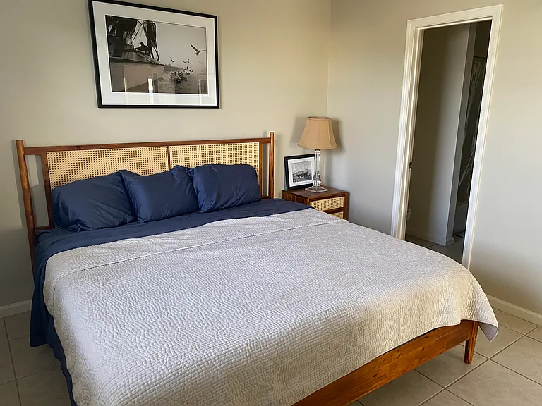 139 E Pine Ave — Photo 4
