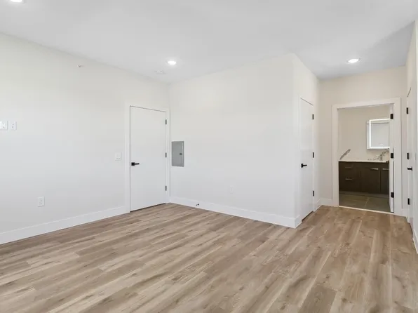 582 66th Street image 38 of 39