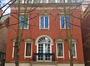 2011 N Mohawk St, Chicago, IL 60614