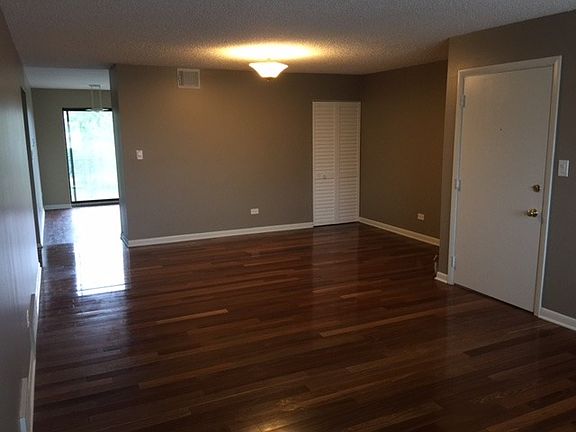 3rd image of 1402 Carol Ct APT 3B