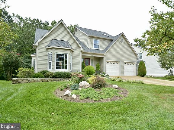 2nd image of 9537 Waterline Dr
