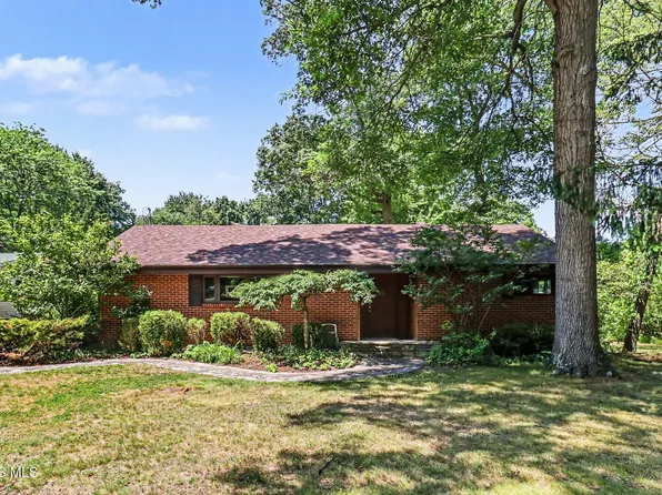 635 Glengary Rd, Toledo, OH 43617