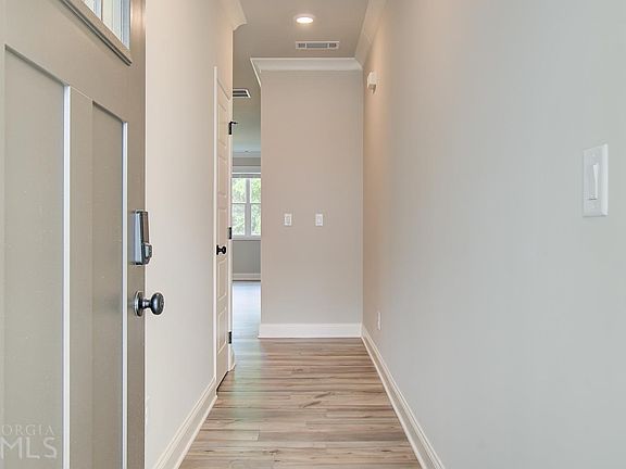 3rd image of 4616 Cypress Park Dr