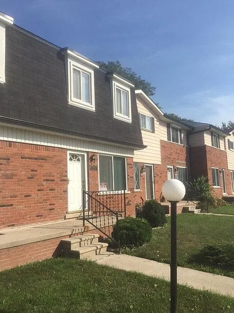 51212 Cathryn Ct #TOWNHOUSE