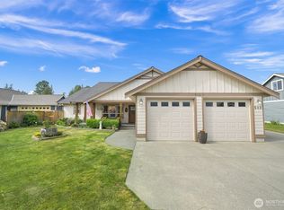 502 Westview Pl, Nooksack, WA 98276