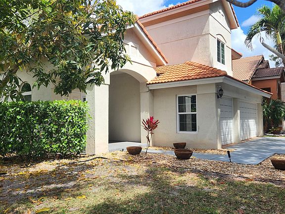 2nd image of 8402 NW 57th Drive