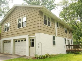 2030 Flag Marsh Rd, Mount airy, MD 21771