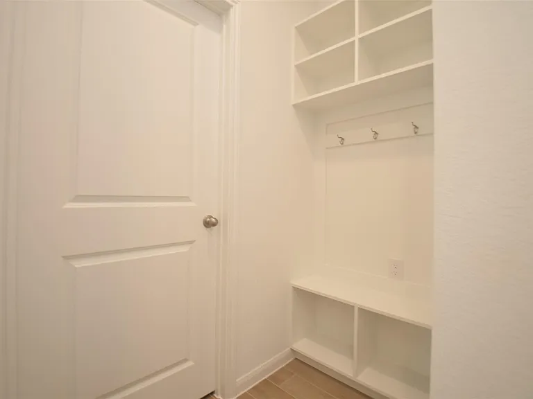 5631 Pearl Vista Dr — Photo 32