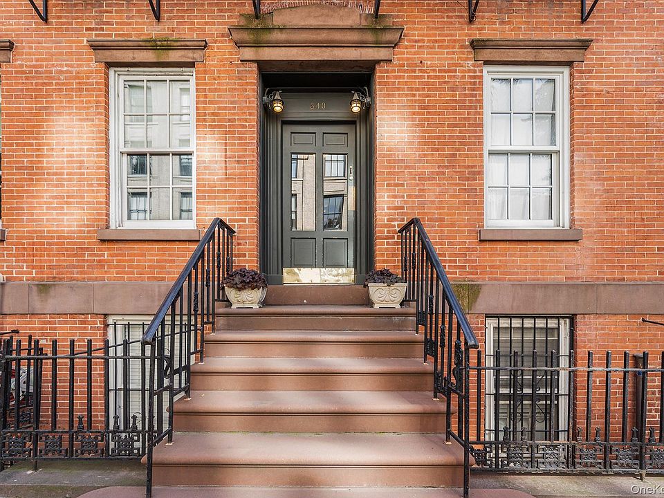 1st image of 340 W 11th Street #3WR