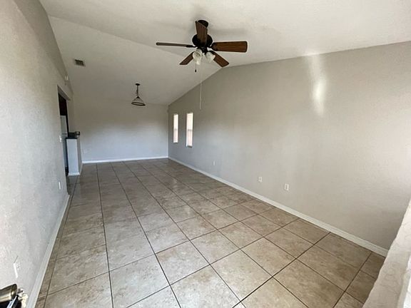 4th image of 1658 Crystal Park Cir #1658