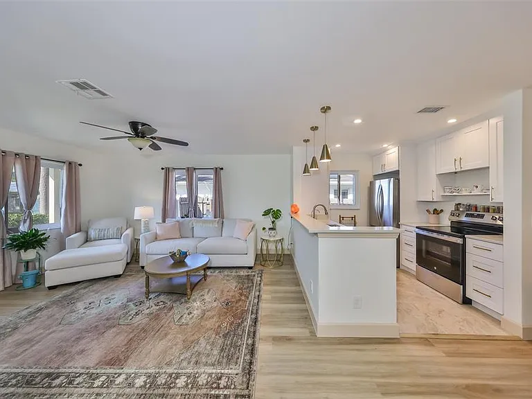 1727 New Hampshire Ave NE — Photo 14