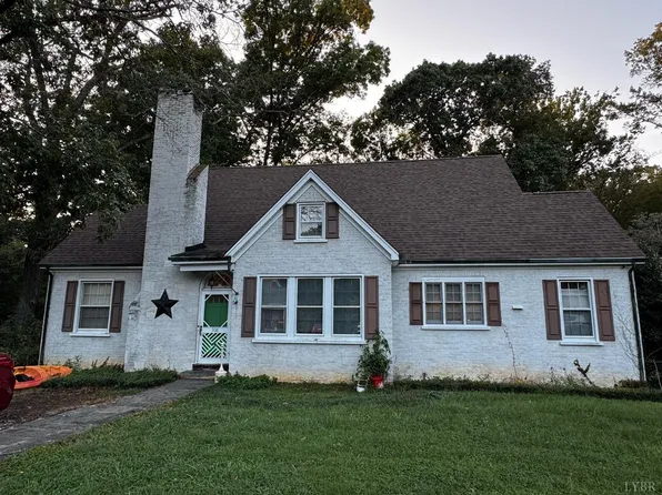 308 Virginia Ave, Brookneal, VA 24528