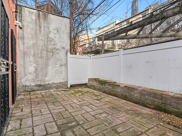 483 Atlantic Avenue image 6 of 25