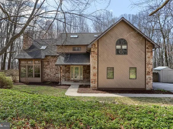 1250 Ash Ln, Lebanon, PA 17042