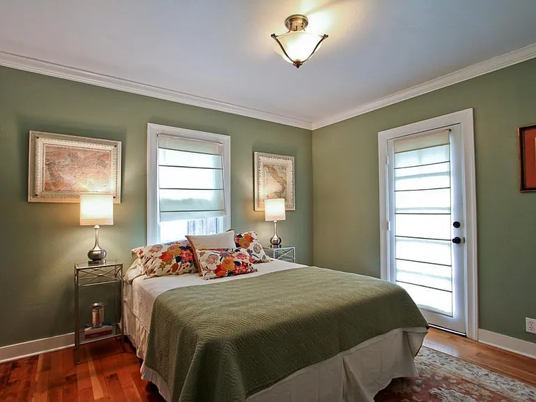 130 Seale Ave #HOUSE — Photo 3