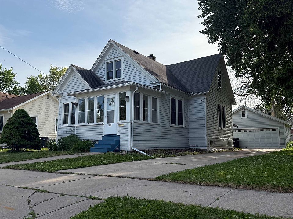 1st image of 1021 Eastman St
