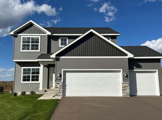 1489 Raccoon Ln, New Richmond, WI 54017