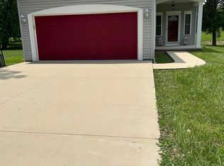 231 Delaware St, Du quoin, IL 62832