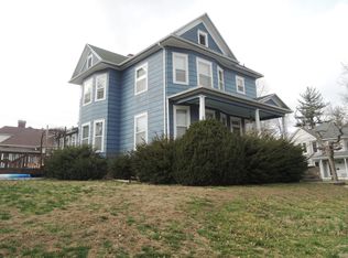 739 N Locust St, Greenville, IL
