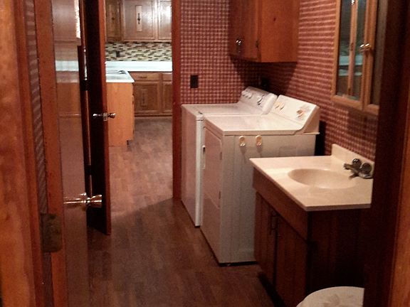 Half bath/laundry room