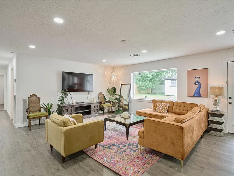 3607 Hickory Hill Ln — Photo 12