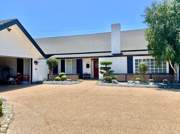 12746 Martha Ann Dr