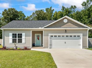 209 N Windy Ridge Rd, Hubert, NC 28539