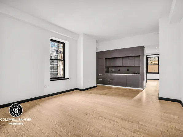 20 Pine Street image 1 of 17