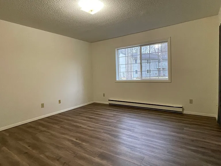 435 Dorset St #23 — Photo 6