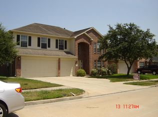 1218 N Arbor Bough Cir, Fresno, TX 77545