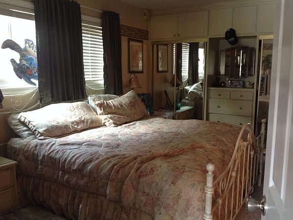 2nd image of 943 Neptune Ave #B