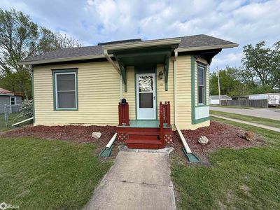 301 N 6th St, Fairfield, IA, 52556