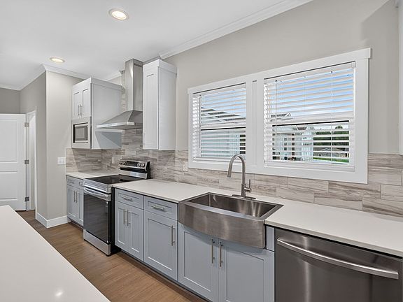 3rd image of 2500 River Ranch Dr