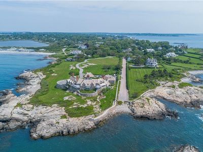 57 Ledge Rd #2, Newport, RI, 02840