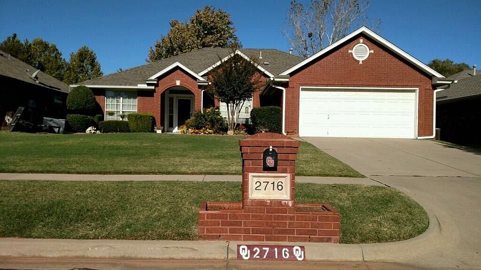 1st image of 2716 Weymouth Way