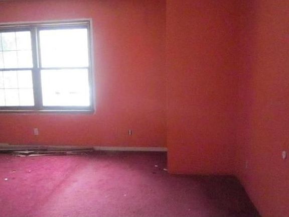 5th image of 2100 W 136th St