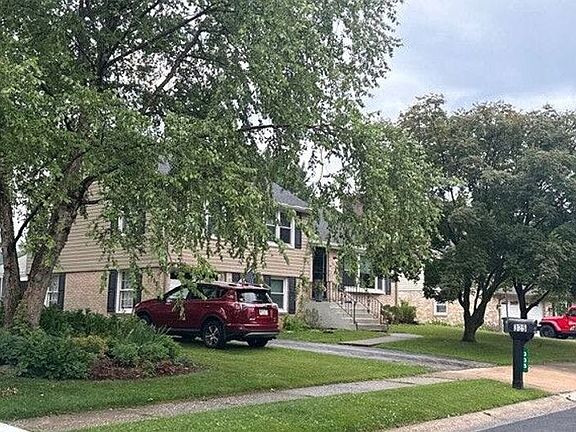 3rd image of 335 Folkstone Way