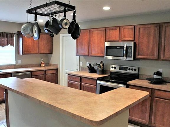 4th image of 507 Hearthglen Blvd