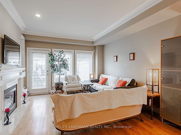 5th image of 2283 Lake Shore Blvd W #B