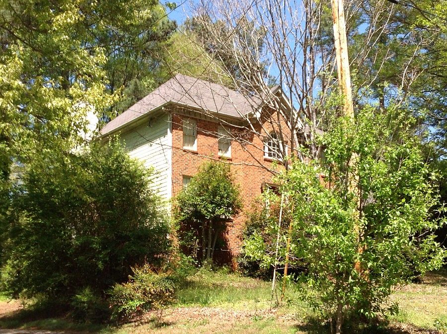 1st image of 3720 Warwick Way