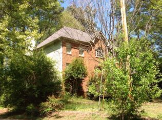 3720 Warwick Way, Snellville, GA