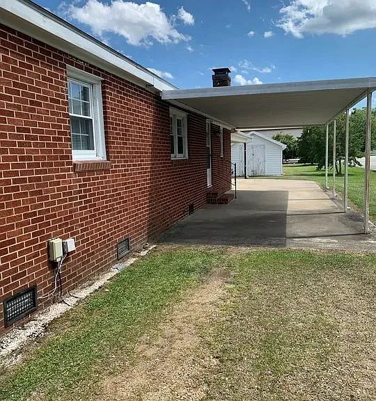 769 Rosewood Rd — Photo 3