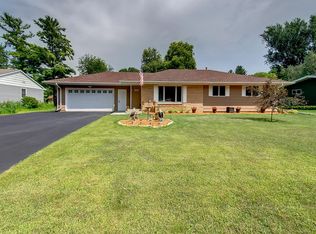 1011 Maple St S, Northfield, MN 55057