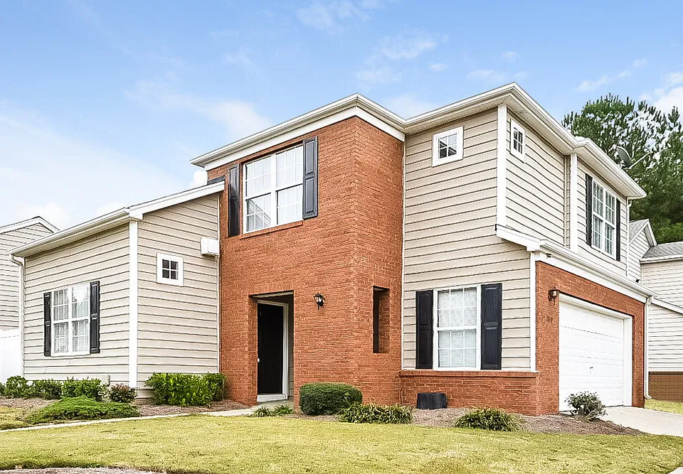 160 Windcroft Cir NW