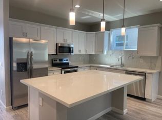1335 E Pueblo Ave, Phoenix, AZ 85040